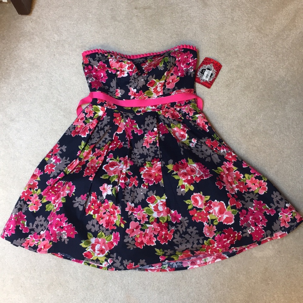Trixxi Flower Dress